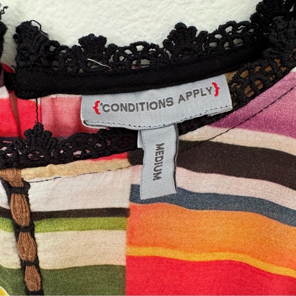 Anthropologie Conditions Apply flows top; size Medium - Picture 3 of 7